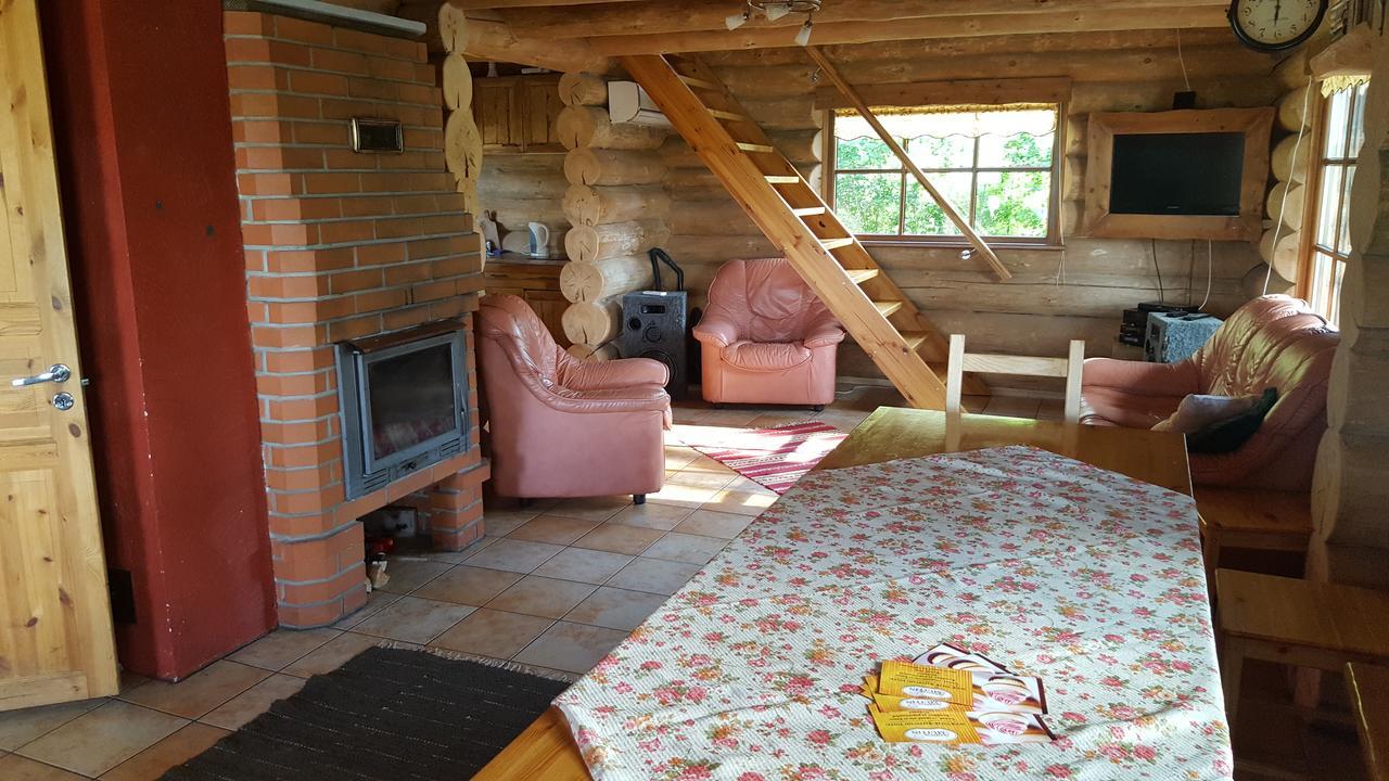 Oksa Puhkemaja Casa de hóspedes Võru Exterior foto